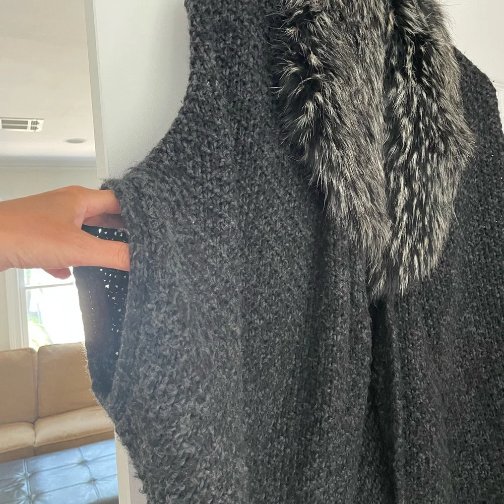 Cardigan - Picture 3 of 8